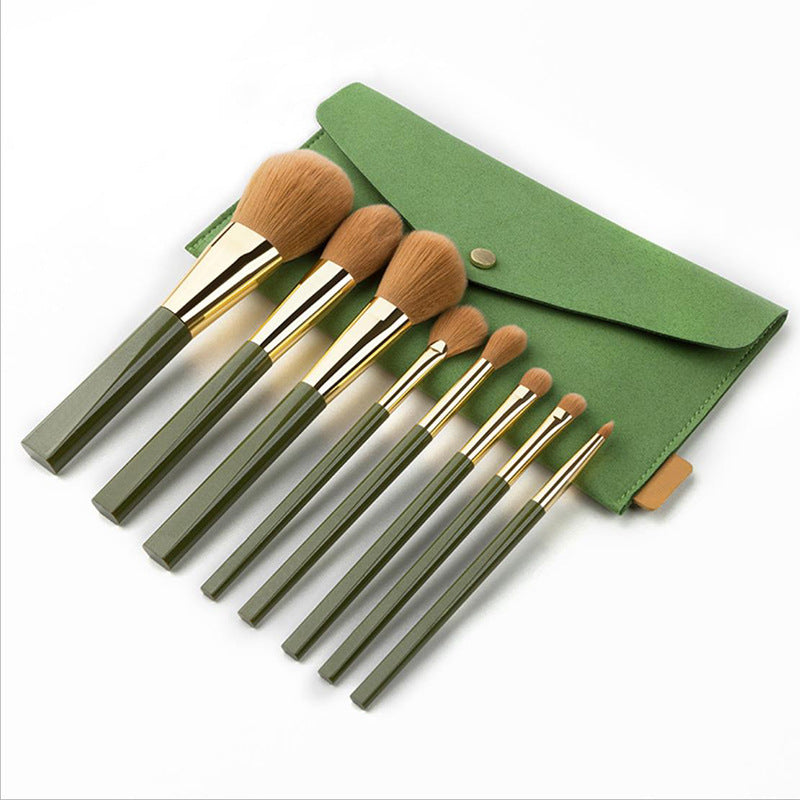 EmeraldGlow 8-Piece Soft Shimmering Makeup Brush Set